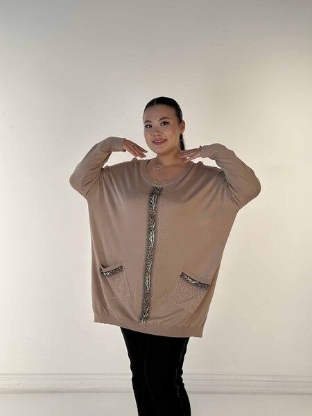 Vendita all- ingrosso Maglieria da donna Tasca maglione Girocollo con motivo leopardato ricamato in pietra dettagliata Beige - 30621 | KAZEE - Thumbnail