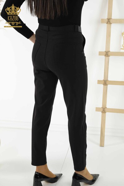 Pantaloni en-gros de damă cu buzunar pentru curea negru - 3685 | KAZEE - 6