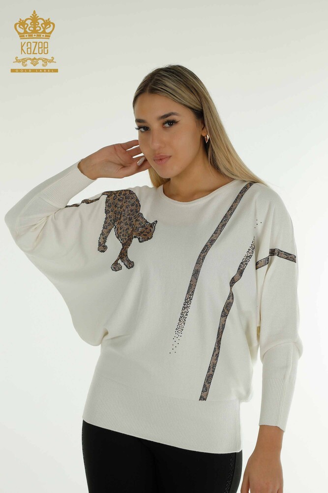 En-gros Tricotaj pentru femei Pulover Leopard Pietra Brodat Ecru - 30633 | KAZEE - 1