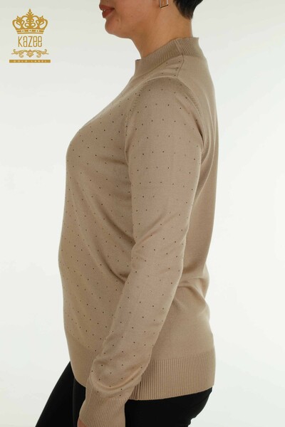 Großhandel Damen-Strickpullover mit Stone-Stickerei in Beige - 30677 | KAZEE - 5