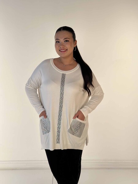 Großhandel Damen-Strickpullover mit Taschendetail und Steinstickerei, Rundhalsausschnitt, Ecru – 30622 | KAZEE 