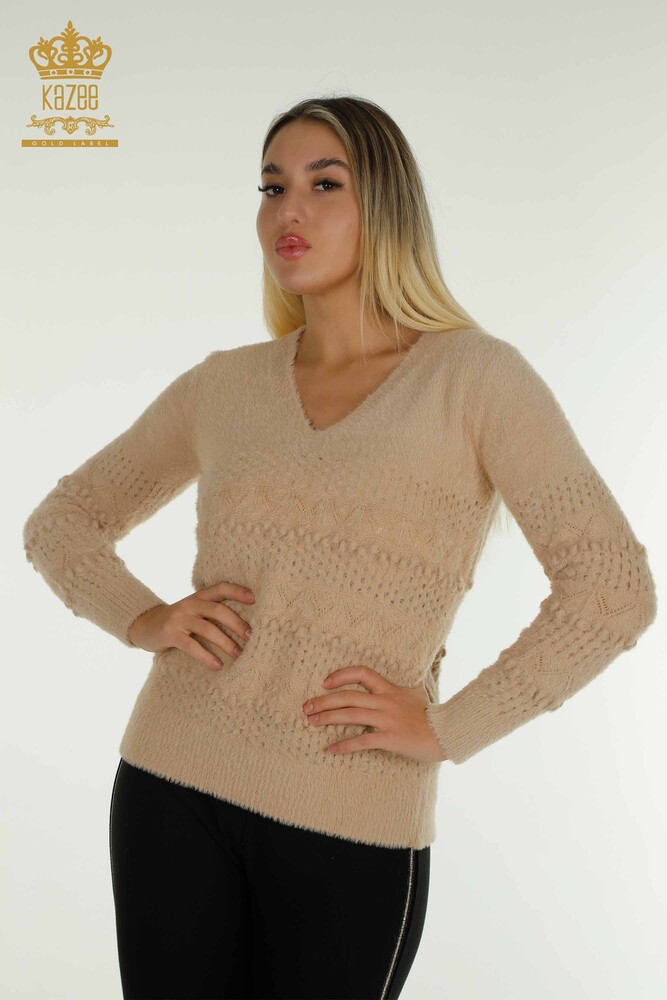 Großhandel Damen-Strickpullover - Angora - V-Ausschnitt - Beige - 30697 | KAZEE - 1