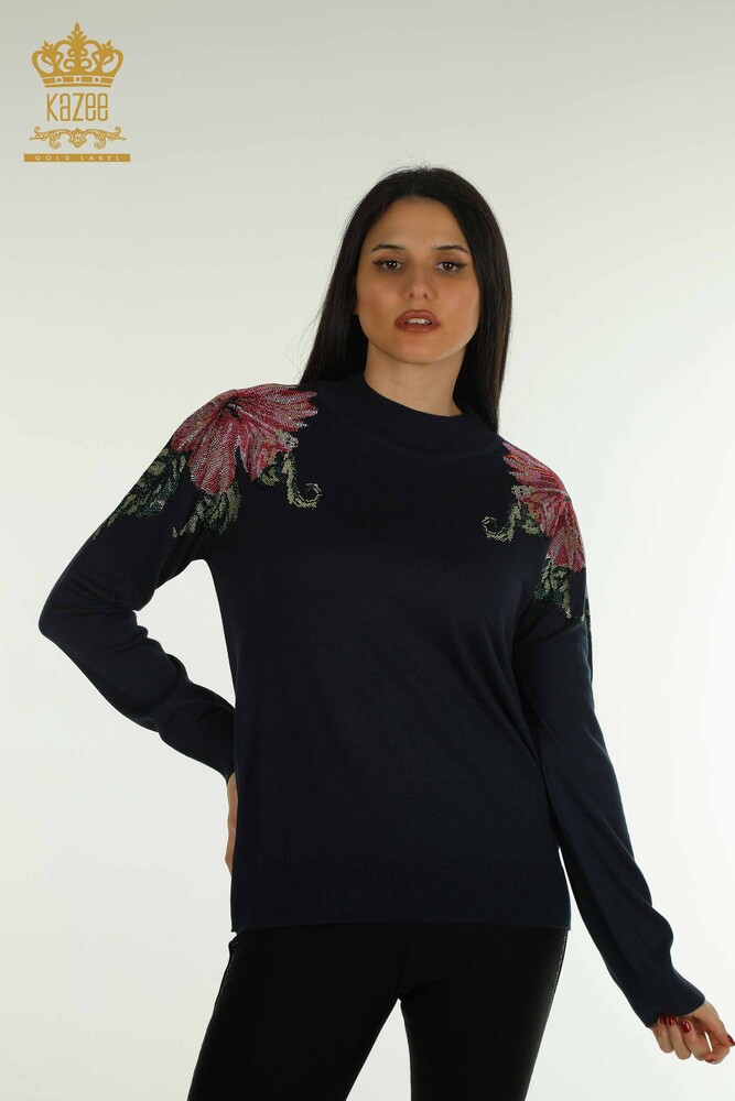 Großhandel Damen-Strickpullover - Schulter Blumen detail - Marineblau - 30542 | KAZEE - 1