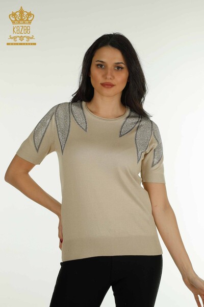 Großhandel Damen-Strickpullover - Schulter Stein bestickt - Hellbeige - 30792 | KAZEE - 1