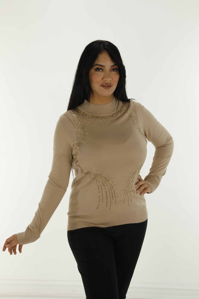 Langärmliger Strickpullover mit hohem Kragen und Steindetail, Beige – 30690 | KAZEE - 2