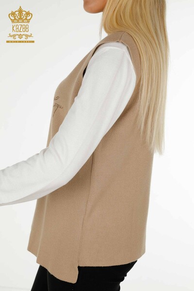 All'ingrosso Gilet corto da donna - Pietra ricamato - Beige - 30411 | KAZEE - 5