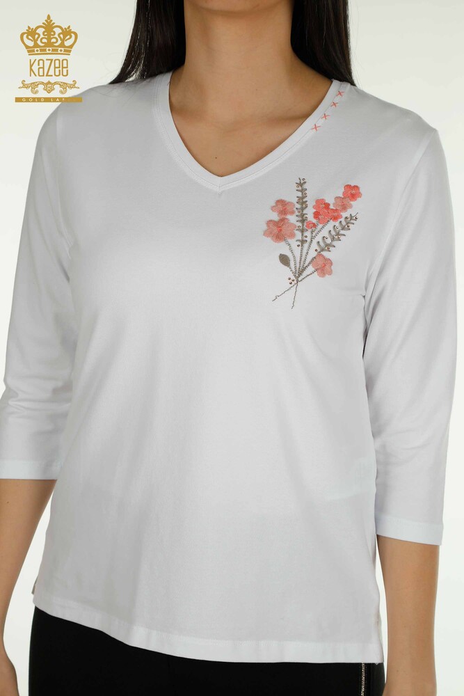 Venta al por mayor Blusa de Mujer con Bordado de Flores Blanco - 79466 | KAZEE - 2