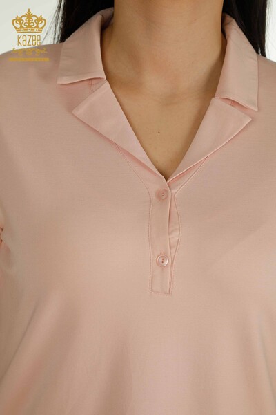 Venta al por mayor Blusa de mujer con cuello polo en polvo - 79503 | KAZEE - 3