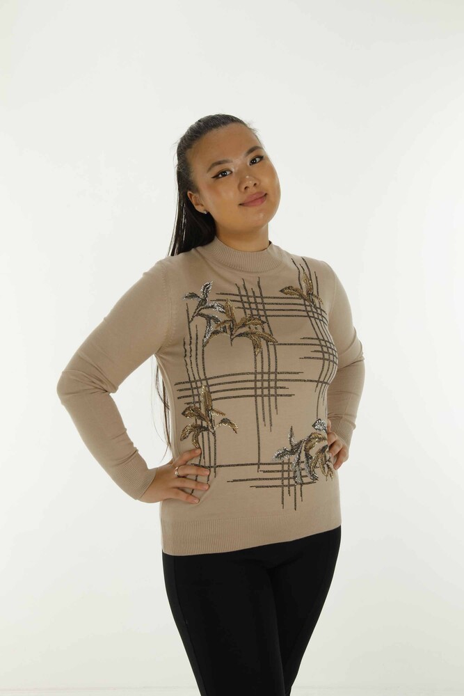 Langärmeliger Strickpullover mit hohem Kragen und Steindetails, Beige – 30748 | KAZEE - 2