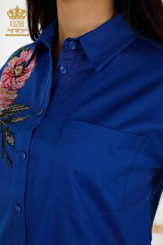 Toptan Kadın Gömlek Renkli Çiçek İşlemeli Saks - 20234 | KAZEE
