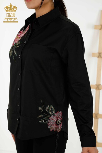 Toptan Kadın Gömlek Renkli Çiçek İşlemeli Siyah - 20234 | KAZEE - Thumbnail