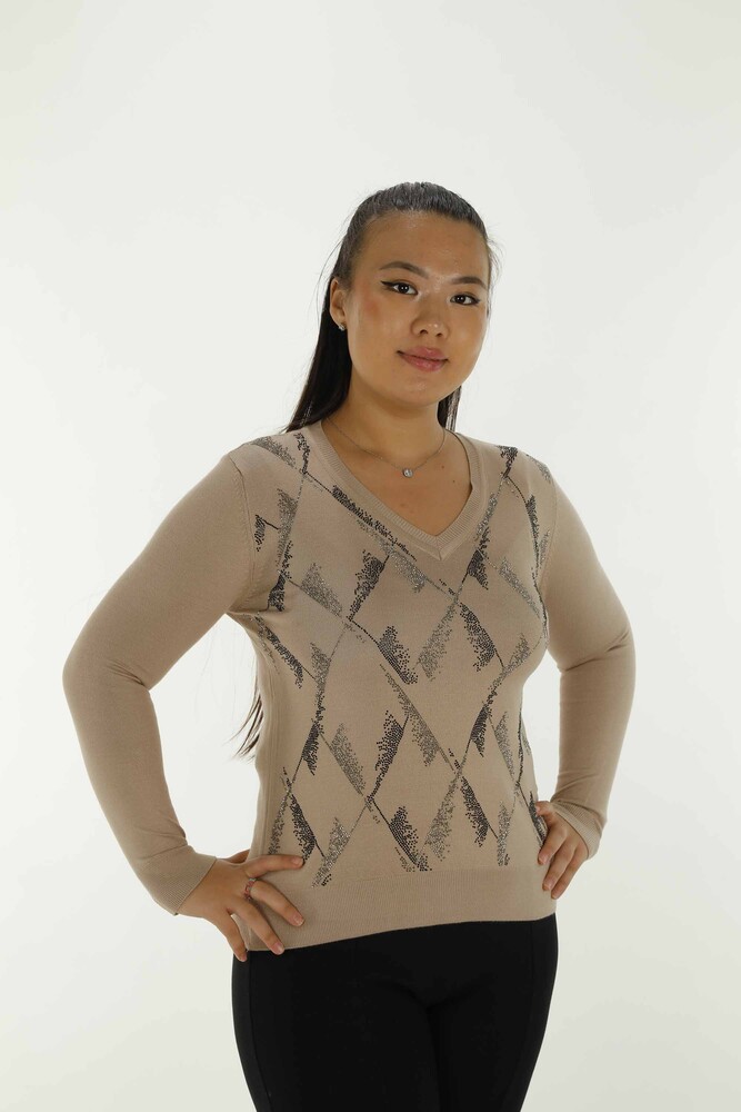 Langarm-Strickwaren mit Steindetail und V-Ausschnitt Beige - 30688 | KAZEE - 2