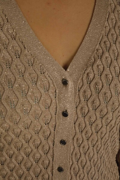 Glitzer-Strickjacke mit V-Ausschnitt Beige - 30036 | KAZEE - Thumbnail