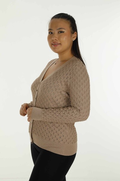 Glitzer-Strickjacke mit V-Ausschnitt Beige - 30036 | KAZEE - Thumbnail