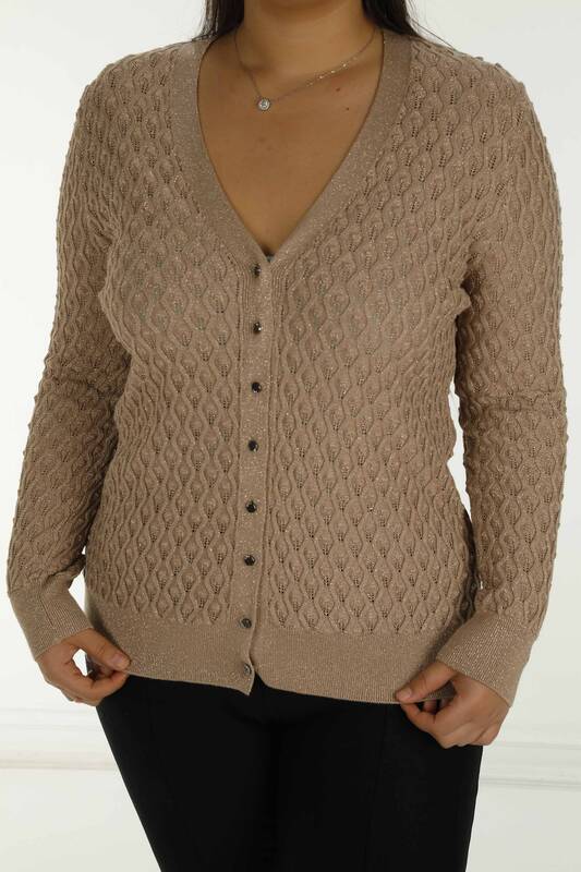 Glitzer-Strickjacke mit V-Ausschnitt Beige - 30036 | KAZEE