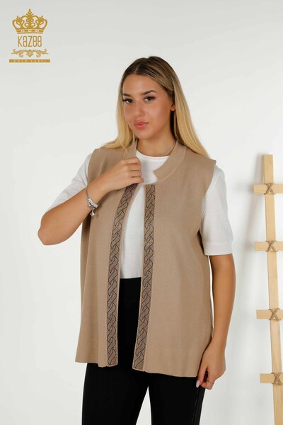 Gilet Femme En Gros Pierre Brodée Beige - 30608 | KAZEE 