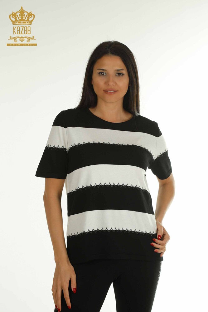 Pull En Maille Femme Grossiste Deux Couleurs Noir Ecru - 30351 | KAZEE - 1