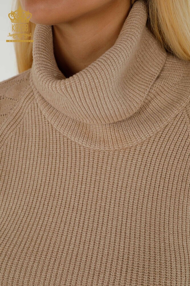 Pull en tricot pour femmes en gros avec détail de manches à col roulé Beige foncé - 30560 | KAZEE - 3