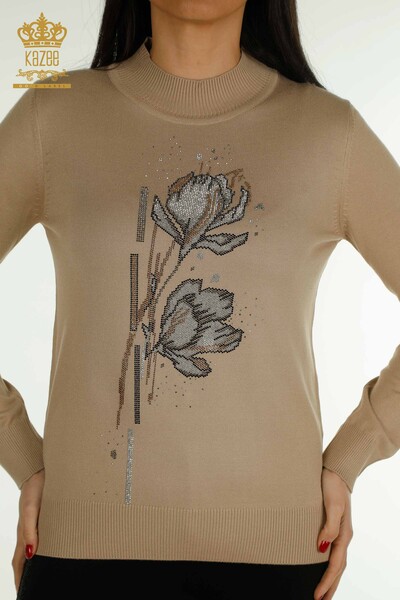 Vente en gros de tricots pour femmes pull à motifs de fleurs beige - 30656 | KAZEE - 2