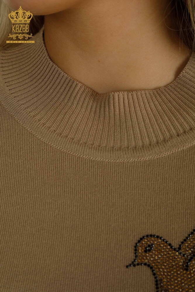 Vente en gros Pull en tricot pour femmes - Oiseau brodé - Beige - 30745 | KAZÉE - 4