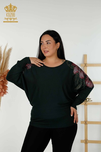 Vente en gros de pull en maille pour femmes épaule florale détaillée Nefti - 16133 | KAZEE 