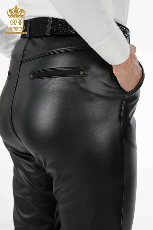 Vente en gros de pantalons en cuir pour femmes Kazee Logo Belted Stone Brodé - 3375 | KAZEE