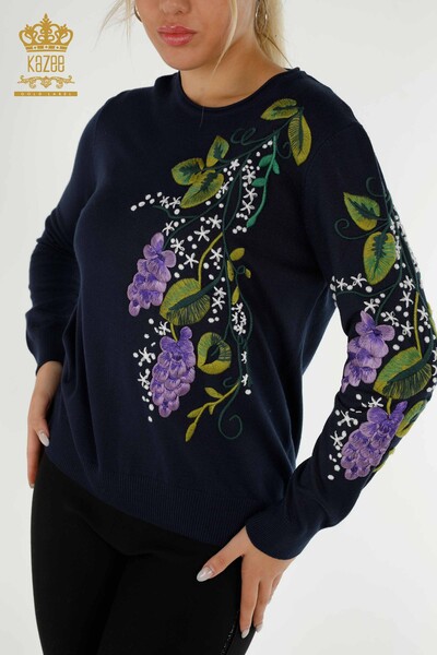 EMBROIDERED CREW NECK SWEATER NAVY